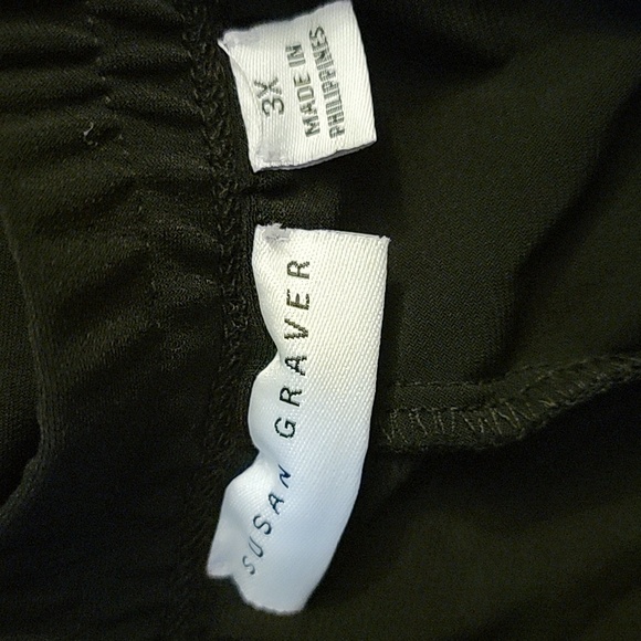 SKORT!!  Susan Graver Blk Skort, 18" top to bottom, 3x - Picture 3 of 4